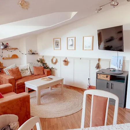 Happy 2-bedroom Near Lift With Free Parking * Банско