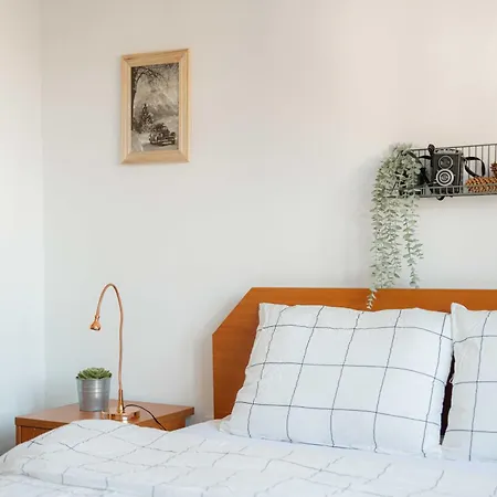 Happy 2-bedroom Near Lift With Free Parking Banszko