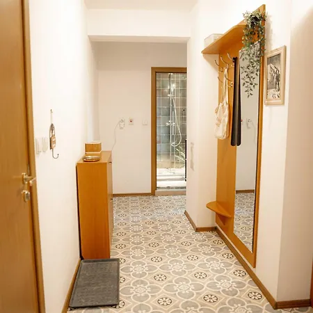 Happy 2-bedroom Near Lift With Free Parking Апартамент Банско