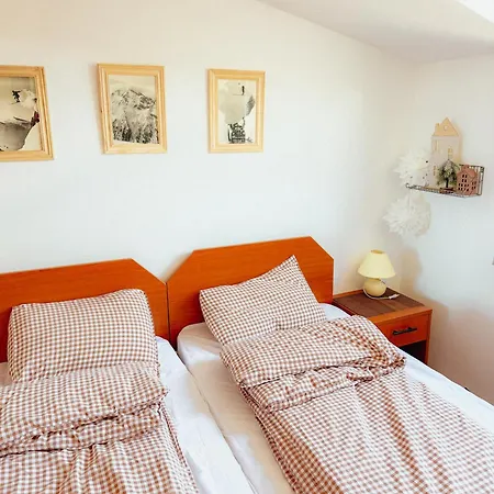 Happy 2-bedroom Near Lift With Free Parking Банско